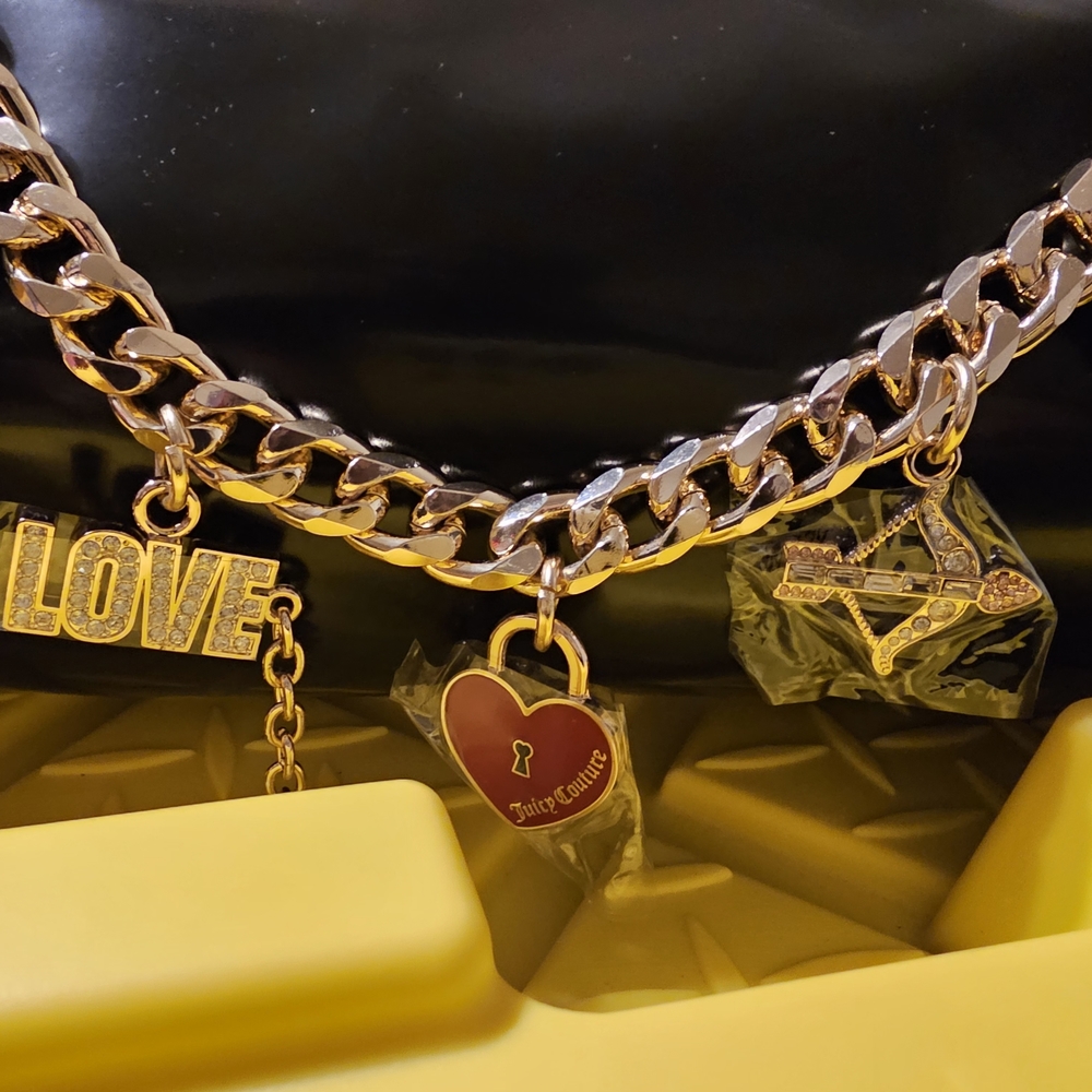 Juicy Couture Exclusive Liquorice Love Comes Softly Shoulder Bag! - Picture 8 of 9